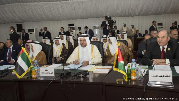 Most leaders shun Arab League summit